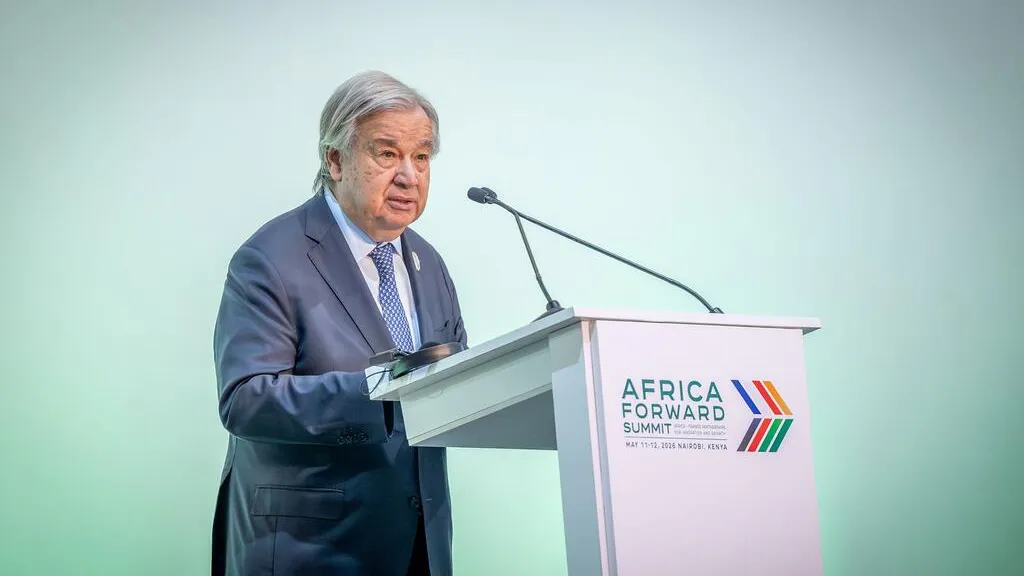 UN Nairobi/Julius Mwelu Secretary-General António Guterres delivers remarks to the Africa Forward Summit in Nairobi, Kenya. UN Secretary General speaking at the Africa Forward Summit